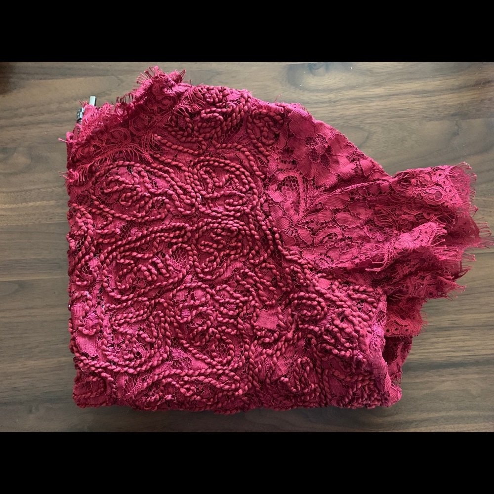 Zara house - burgundy